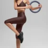16'' High-Waist Airlift Kapri - Brownstone