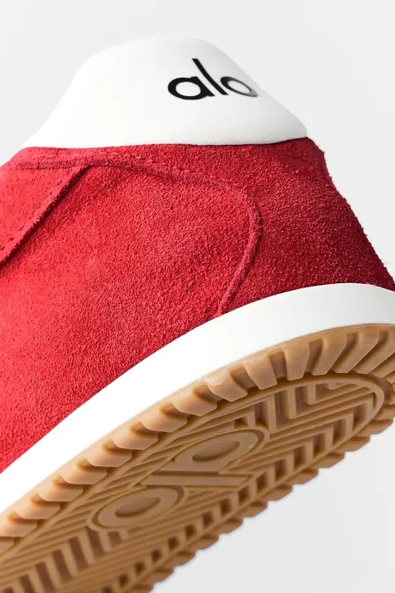 Alo Sunset Sneaker'lar - Şeker Kalp Kırmızısı