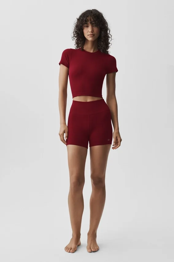 Dikişsiz Modal Nervürlü Kısa Kollu Şort - Summer Romance Red