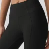 High-Waist Airlift 7/8 İnce Çizgili Tayt - Siyah