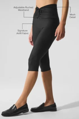 High-Waist Airlift Divine Capri – Siyah