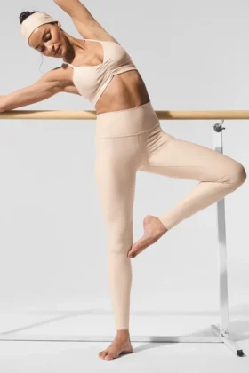 High-Waist Airlift Legging - Macadamia