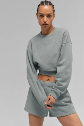 Kısa Accolade Crewneck - Ay Gri