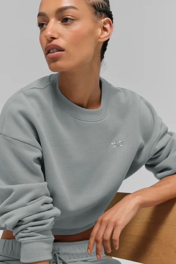 Kısa Accolade Crewneck - Ay Gri