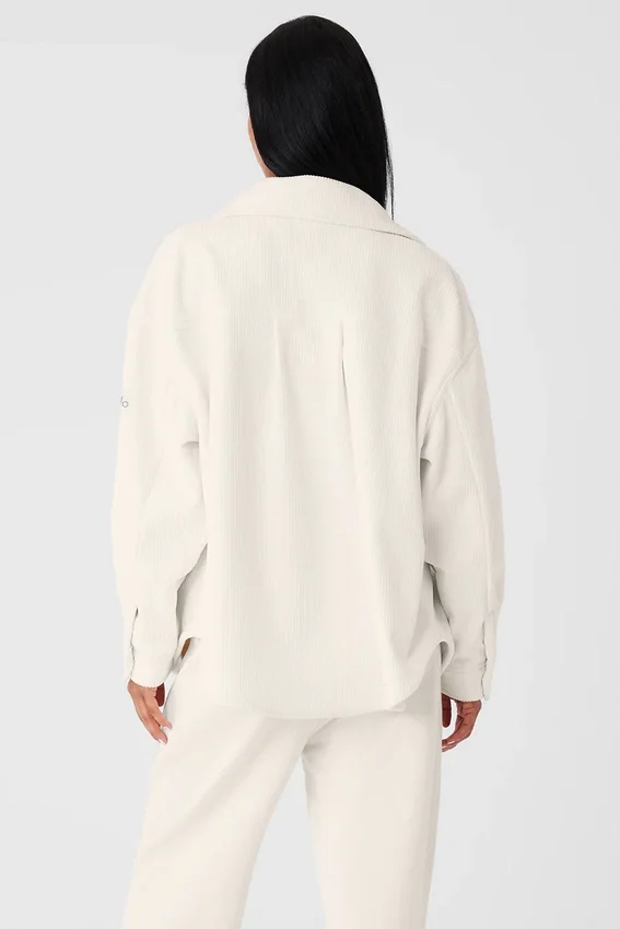 Noktalı Kadife Mountain Side Shacket - Fildişi