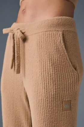 Snuggle Up Kazak High-Waist Geniş Paça Pantolon – Toasted Almond