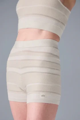 Sport Play High-Waist Örgü Şort – Fildişi/Alabaster