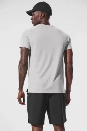 Triumph Raglan Tişört – Atletik Melanj Gri
