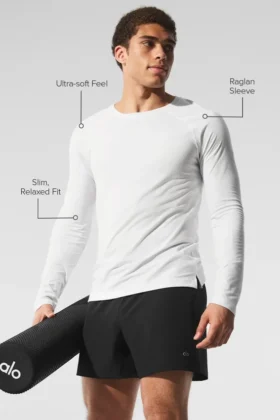 Triumph Uzun Kollu Tişört – Beyaz