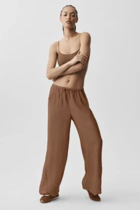 Yarı Şeffaf Golden Hour High-Waist Düz Paça Pantolon - Güneşten Öpülmüş Kahverengi