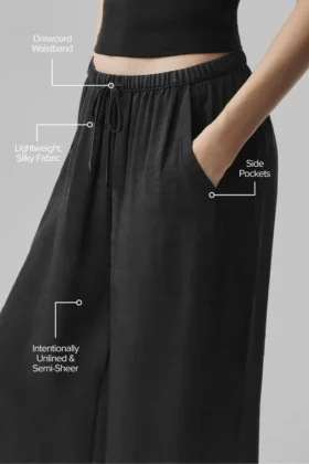 Yarı Şeffaf Golden Hour High-Waist Düz Paça Pantolon – Siyah